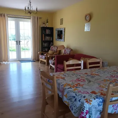 Rathgillen Mews * Nobber